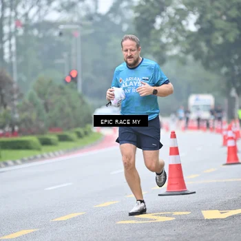 Runner Photo 7035366