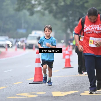 Runner Photo 7035419