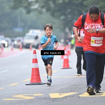 Runner Photo 7035424