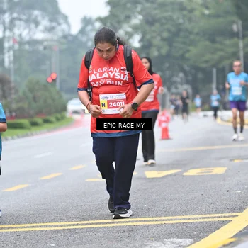 Runner Photo 7035454