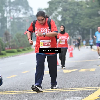 Runner Photo 7035457