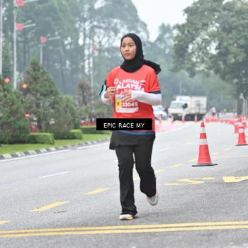 Runner Photo 7035478