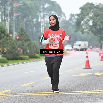 Runner Photo 7035489