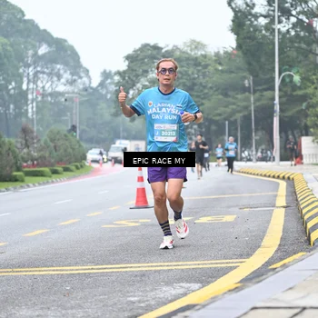 Runner Photo 7035500