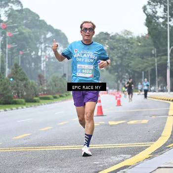 Runner Photo 7035506
