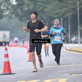 Runner Photo 7035511