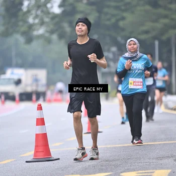 Runner Photo 7035518