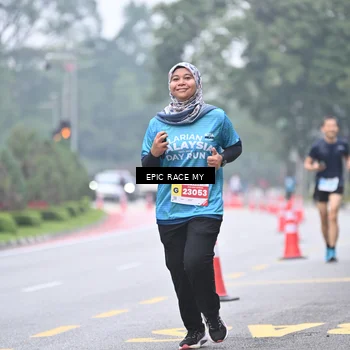 Runner Photo 7035546