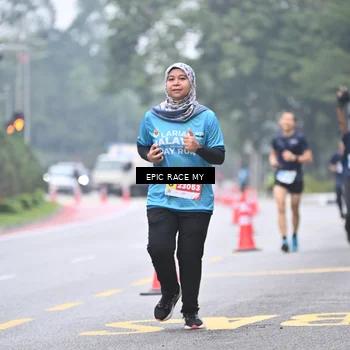 Runner Photo 7035549