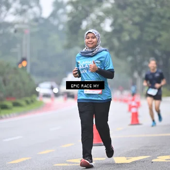 Runner Photo 7035560