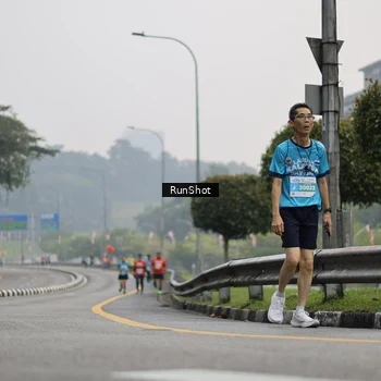 Runner Photo 7035562