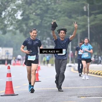 Runner Photo 7035565