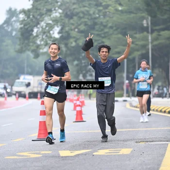 Runner Photo 7035585
