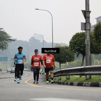 Runner Photo 7035587