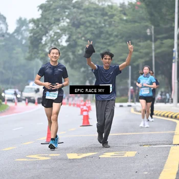 Runner Photo 7035609