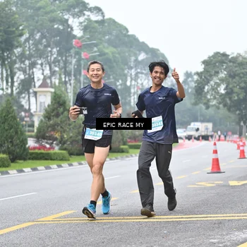 Runner Photo 7035619