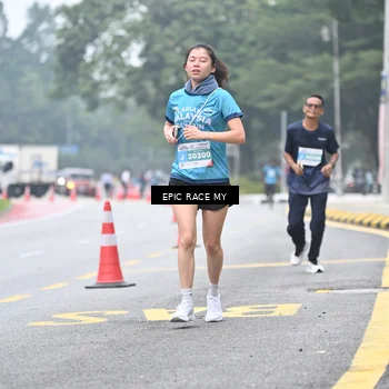 Runner Photo 7035641