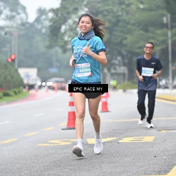 Runner Photo 7035655