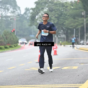 Runner Photo 7035662