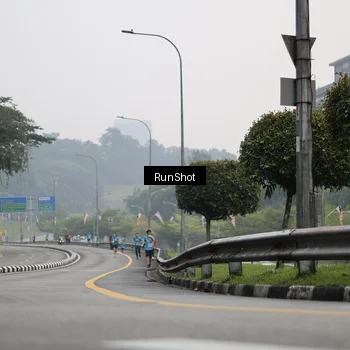 Runner Photo 7035679