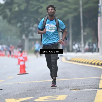 Runner Photo 7035702