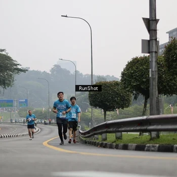 Runner Photo 7035722