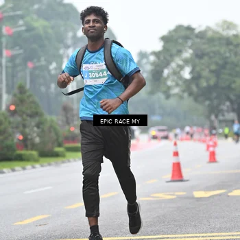 Runner Photo 7035739