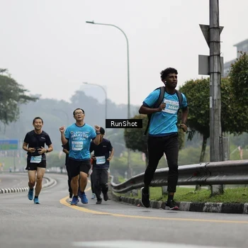 Runner Photo 7035806