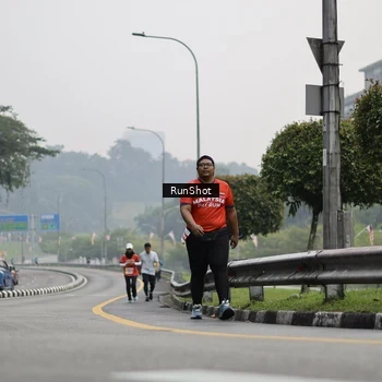 Runner Photo 7035808