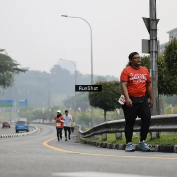 Runner Photo 7035809
