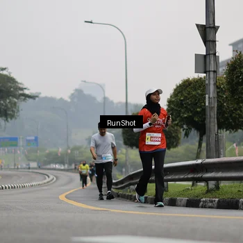 Runner Photo 7035820