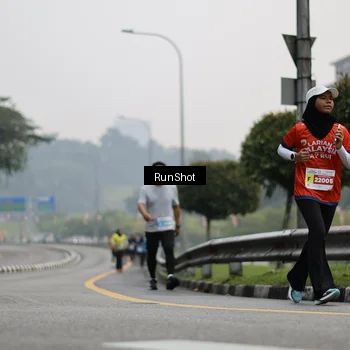 Runner Photo 7035821