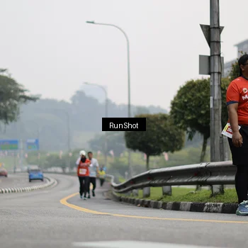 Runner Photo 7035830