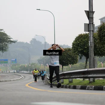 Runner Photo 7035831