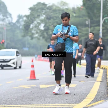 Runner Photo 7035892