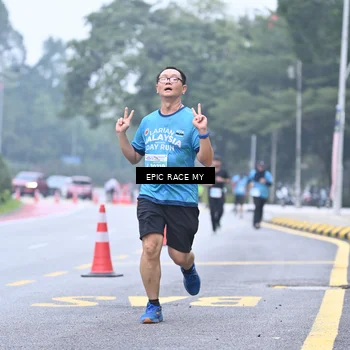 Runner Photo 7035895