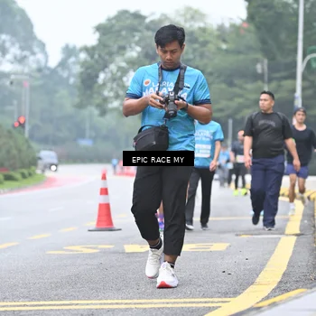 Runner Photo 7035899