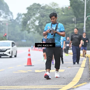 Runner Photo 7035900