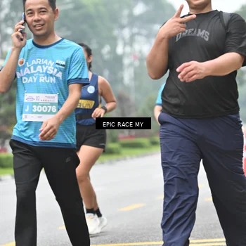 Runner Photo 7035947