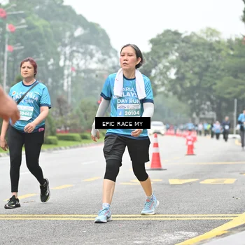 Runner Photo 7035953