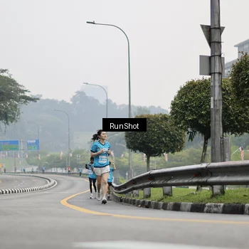 Runner Photo 7035959