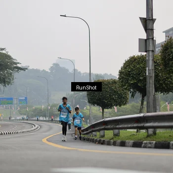 Runner Photo 7035964