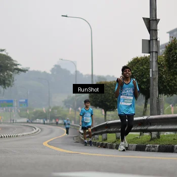 Runner Photo 7035968