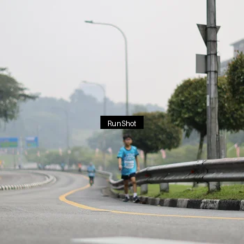 Runner Photo 7035975