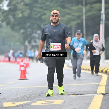 Runner Photo 7035981
