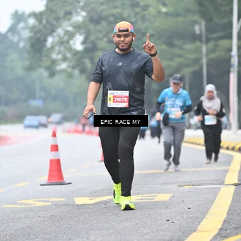 Runner Photo 7035991