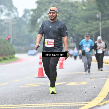 Runner Photo 7036006