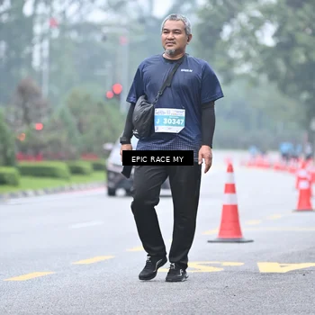 Runner Photo 7036063