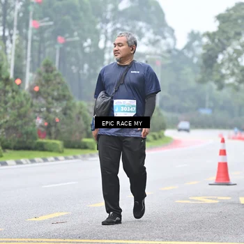 Runner Photo 7036071