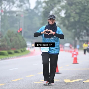 Runner Photo 7036094